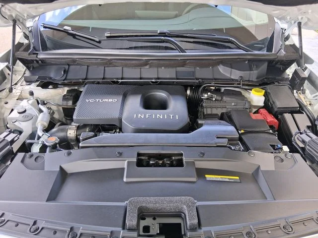 New 2027 RADIANT WHITE INFINITI Pure FWD image 22