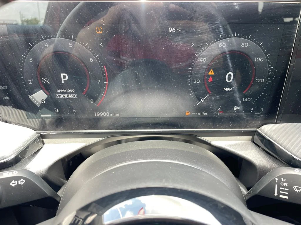 Used 2025 Red Nissan SR image 12