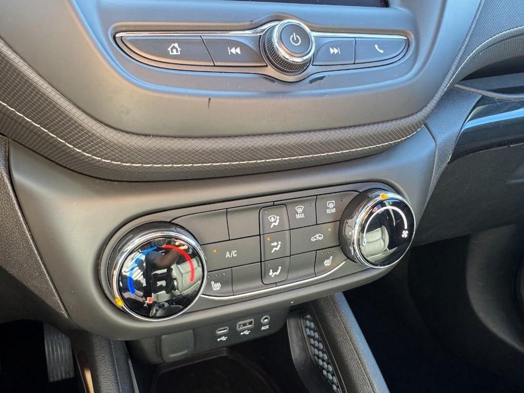 Used 2022 Red Chevrolet ACTIV image 22