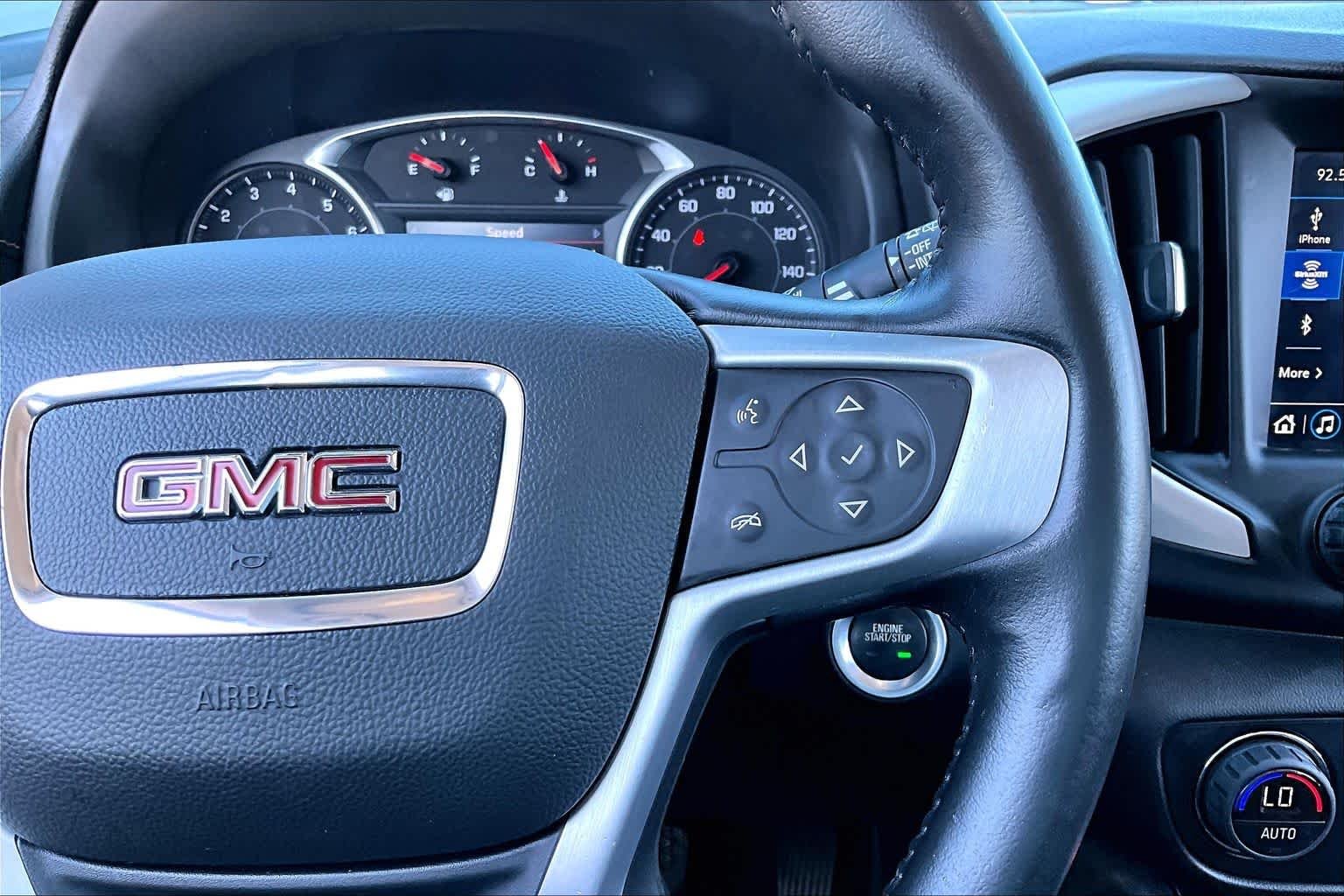 Used 2020 Quicksilver Metallic GMC SLT image 25