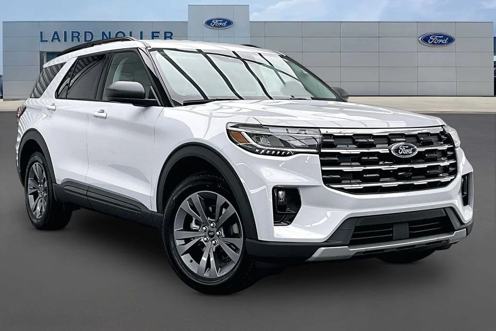 New 2026 White Metallic Ford Active image 2