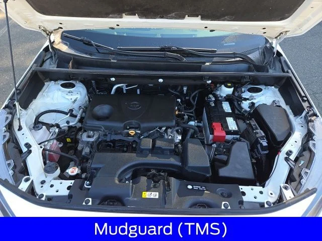 Certified Used 2022 White Toyota LE image 19