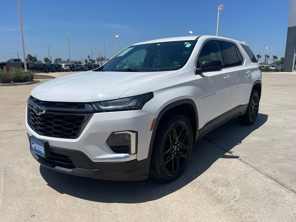 Used 2022 White Chevrolet LS image 3
