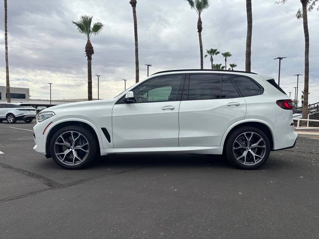 Used 2020 White BMW xDrive40i image 4