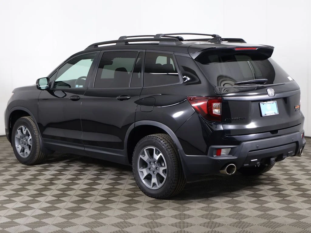 Used 2023 Crystal Black Pearl Honda TrailSport image 11