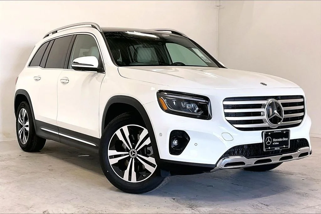 New 2026 Polar White Mercedes-Benz GLB 250 image 13