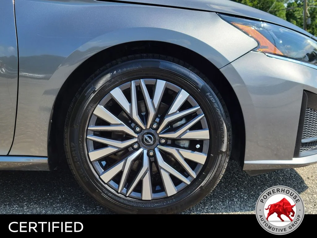 Used 2023 Gray Nissan 2.5 SV image 11
