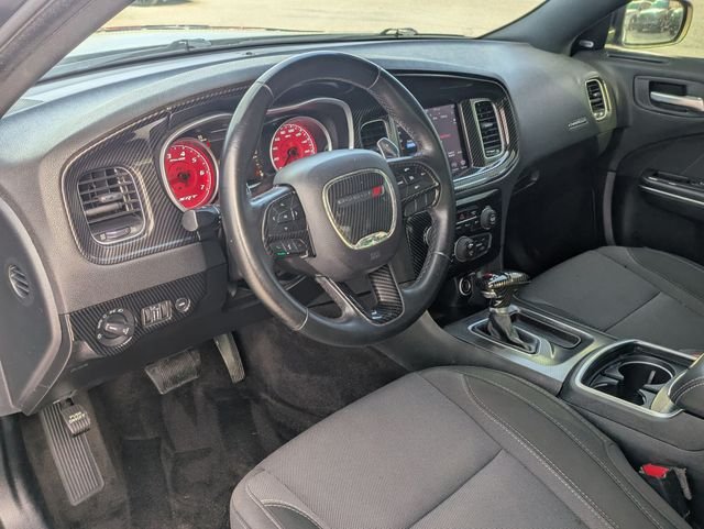 Used 2018 Gray Dodge V6 image 30