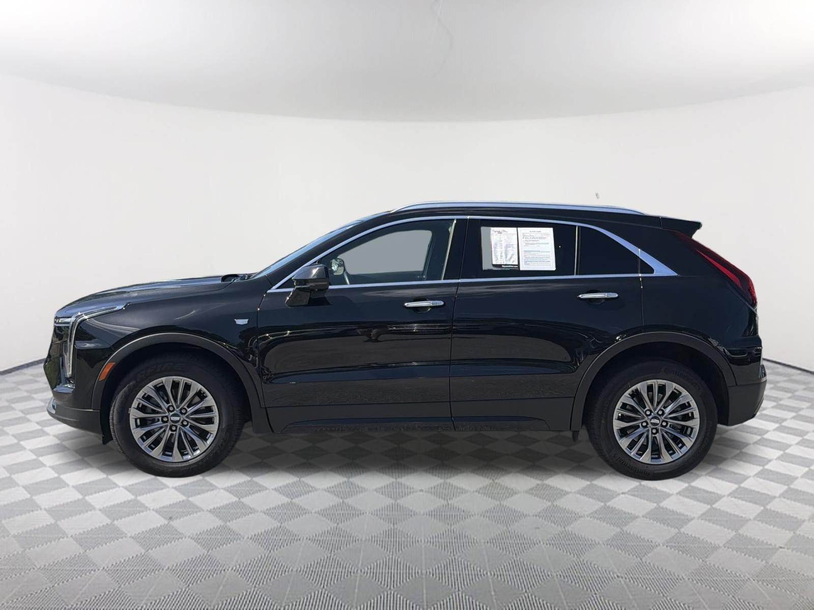 Used 2025 Stellar Black Metallic Cadillac Premium Luxury image 2