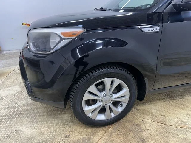 Used 2016 Black Kia Plus image 19