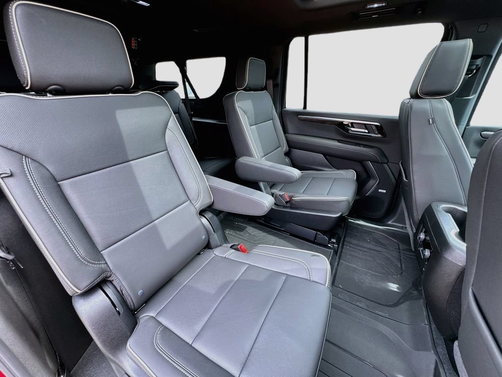 2026 Chevrolet Suburban Premier - Photo 30