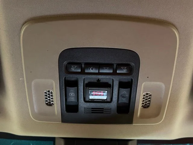Used 2019 Beige Toyota XSE image 33