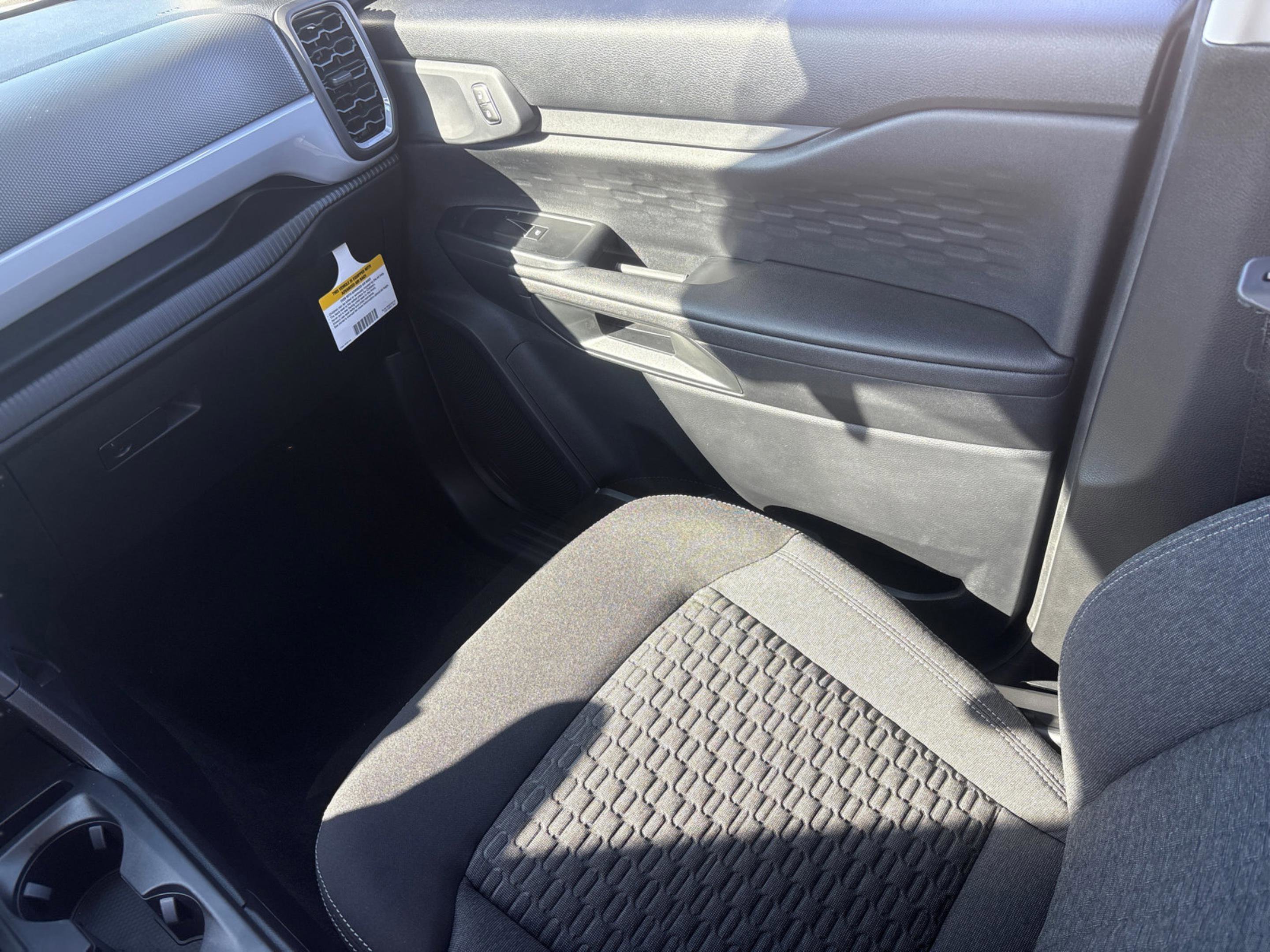 New 2026 Oxford White Ford XL image 15