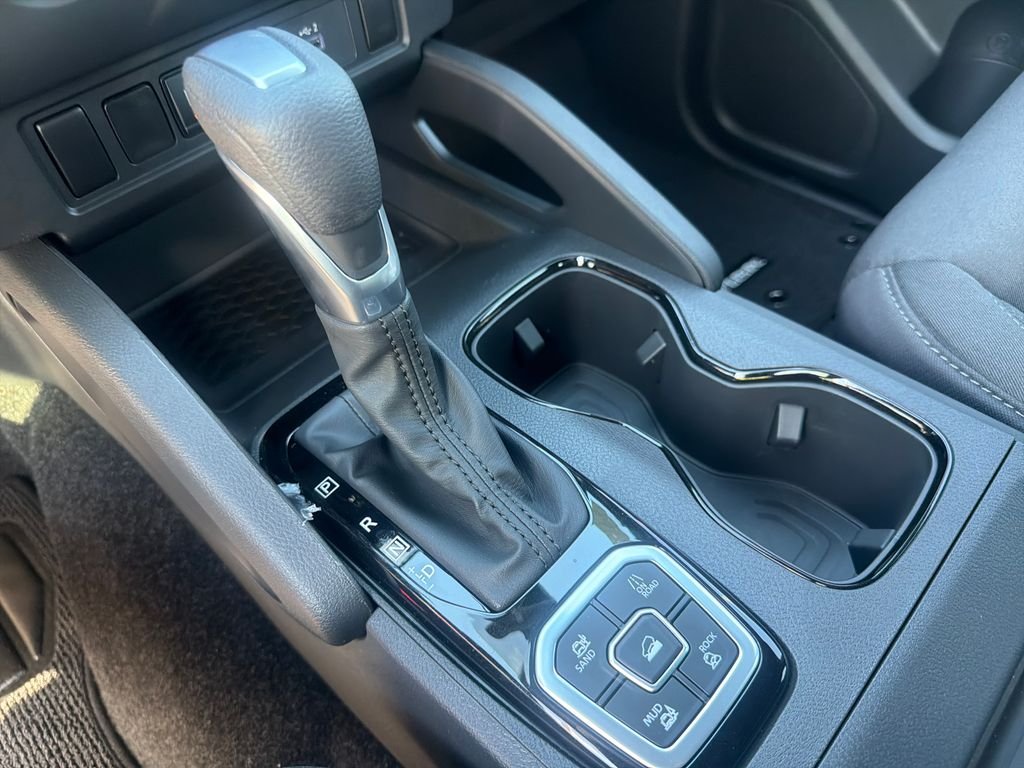 New 2026 Nissan Frontier SV 4D Crew Cab