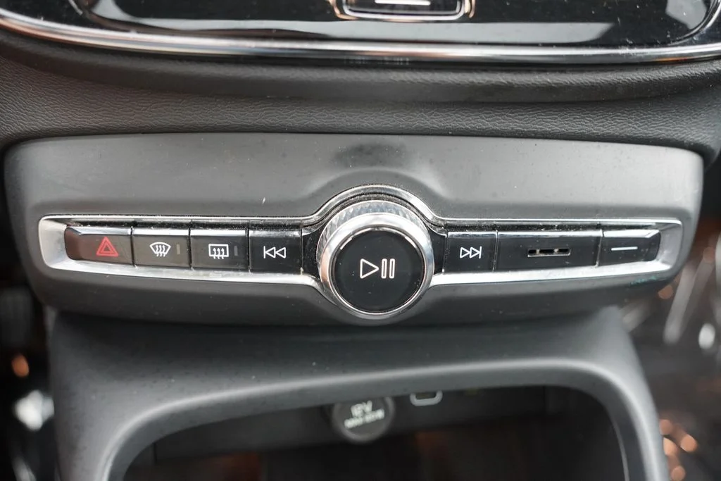 Used 2023 Black Volvo Ultimate image 31