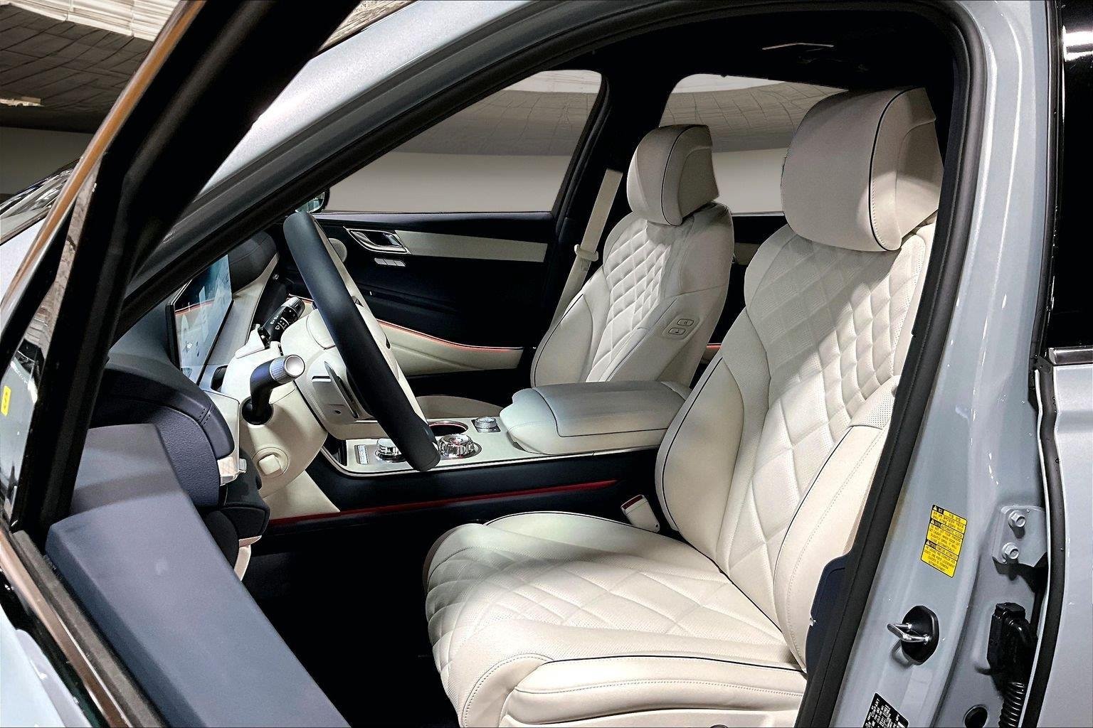 New 2027 Bering Blue Genesis 3.5T PRESTIGE image 31