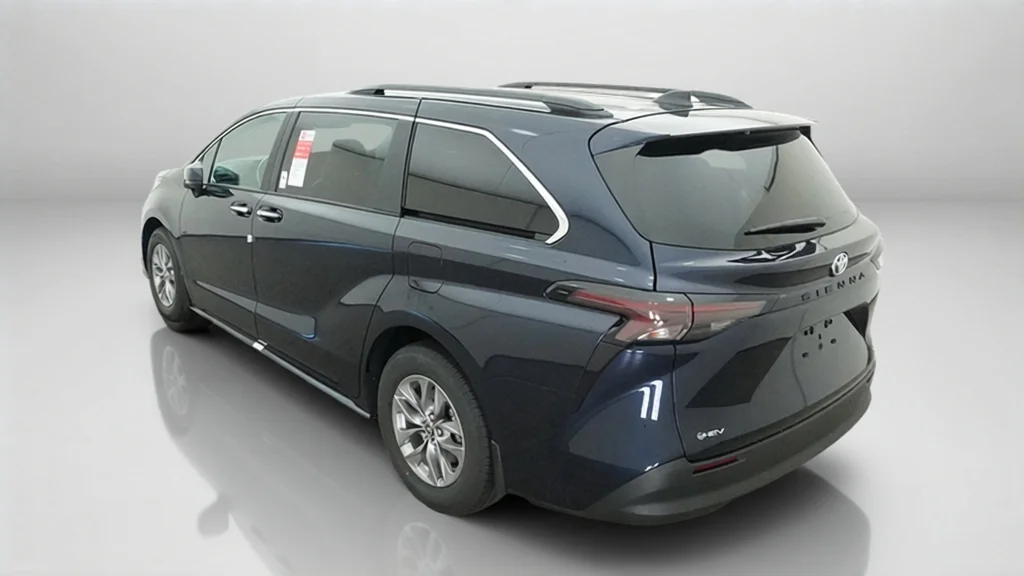 New 2026 Blueprint Toyota XLE image 14