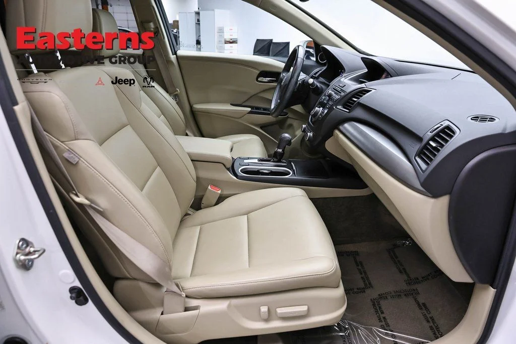 Used 2017 White Acura Base image 26