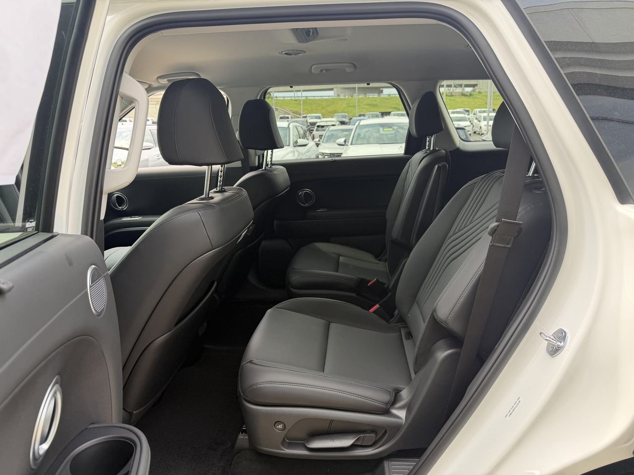 New 2026 Creamy White Pearl Hyundai SEL AWD image 26