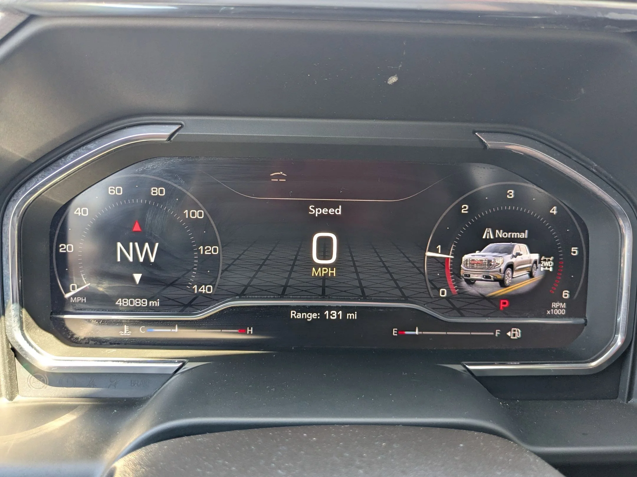 Used 2024 White Frost Tricoat GMC Denali image 16