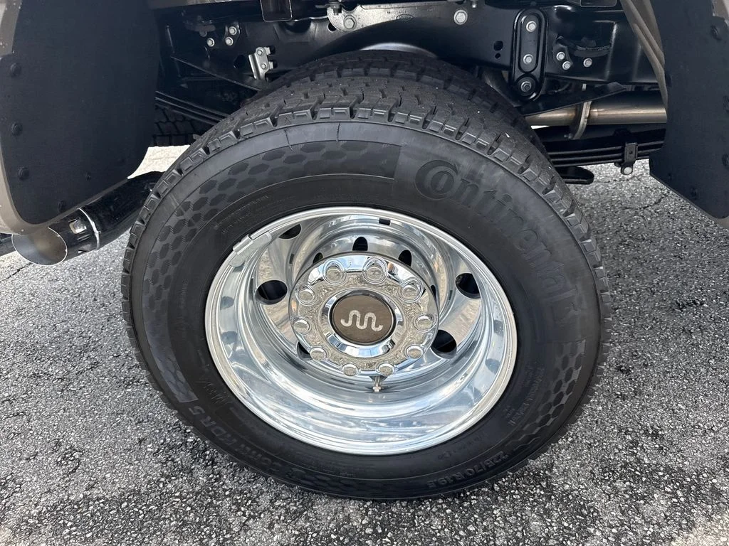 Used 2026 Gray Ford King Ranch image 18