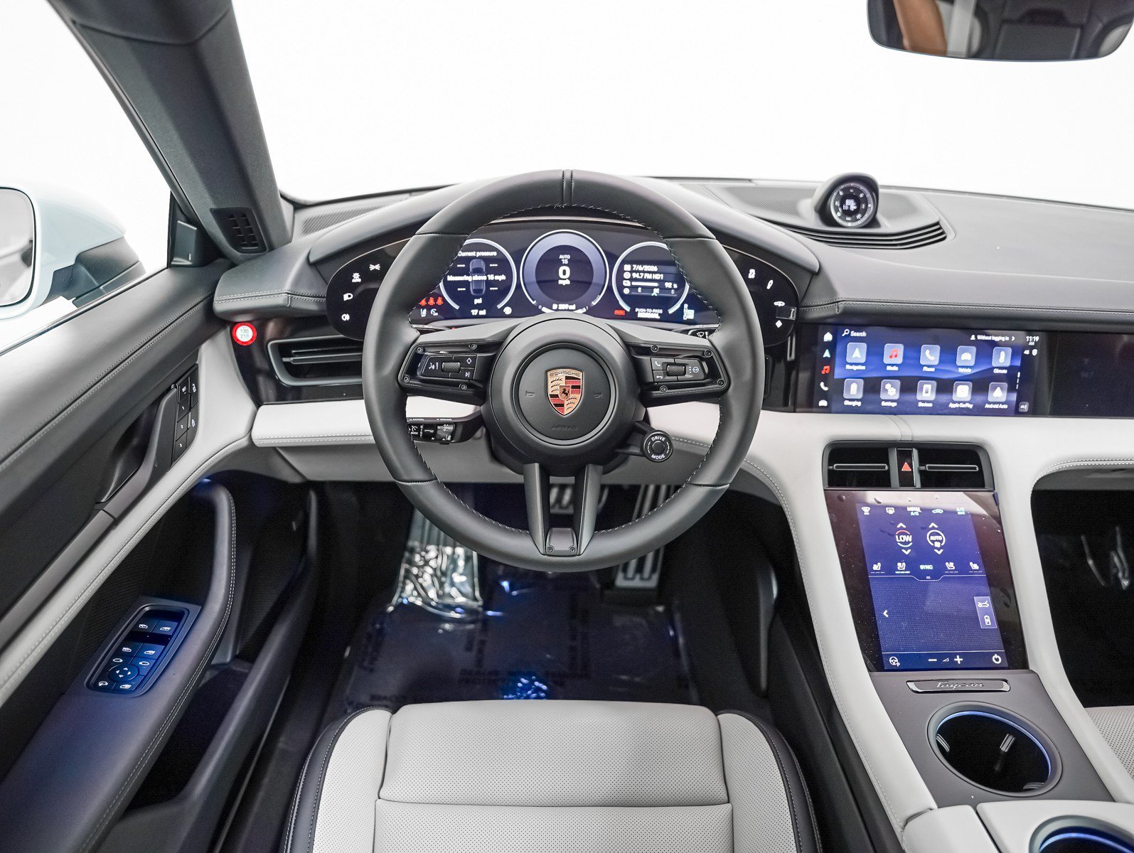 New 2026 ICE GREY M Porsche 4S Cross Turismo image 15