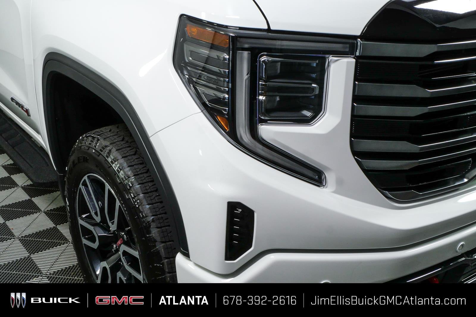 New 2026 Summit White GMC AT4 image 35