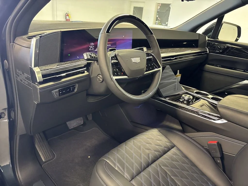 2025 Cadillac Escalade IQ Luxury 1 - Photo 27