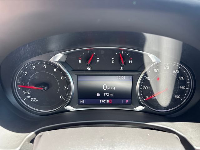 Used 2023 White GMC SLT image 18