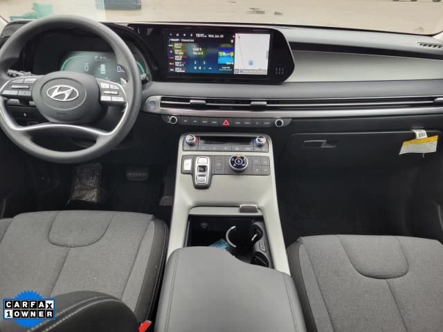 Certified Used 2025 Silver Hyundai SE image 14