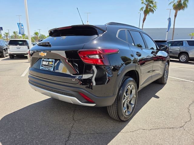 2025 Chevrolet Trax LT - Photo 6