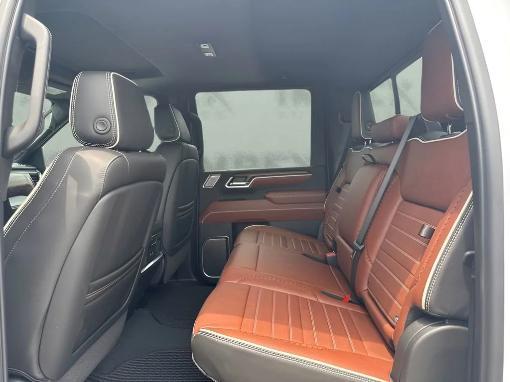 New 2026 Glacier White Tricoat GMC Denali Ultimate image 29