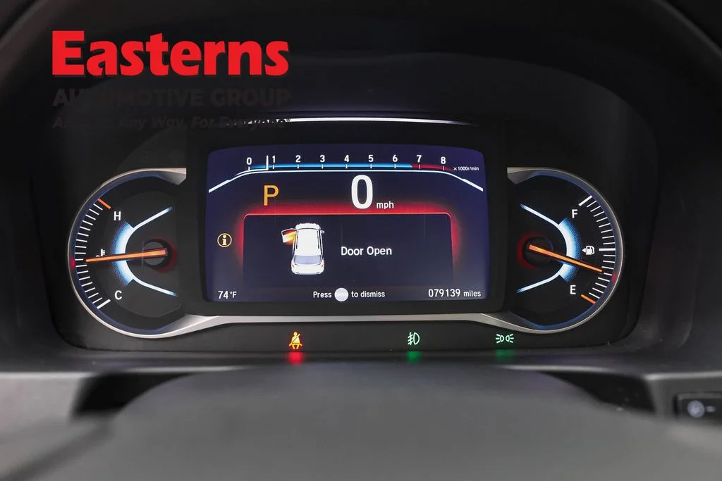 Used 2019 Silver Honda Elite image 17
