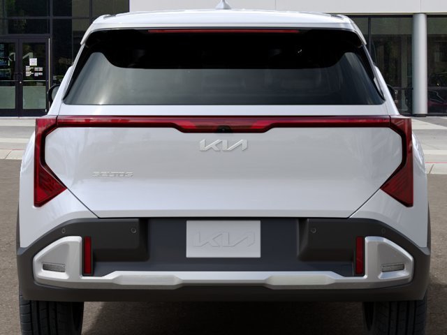 New 2027 Snow White Pearl Kia EX image 13