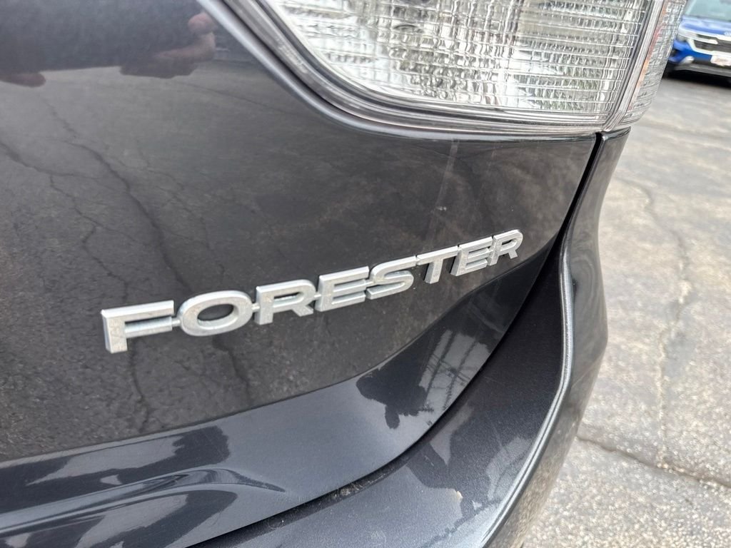 Used 2019 Gray Subaru Premium image 17