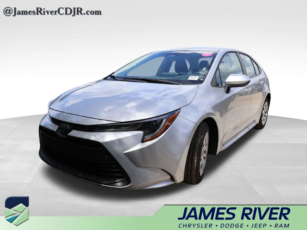 2026 Toyota Corolla LE CVT's photo