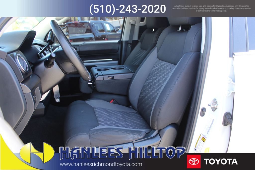 2019 Toyota Tundra SR5 - Photo 12
