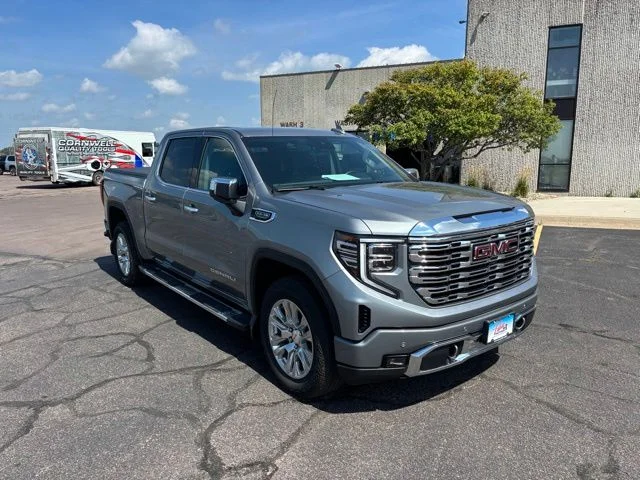 Used 2023 Sterling Metallic GMC Denali image 5