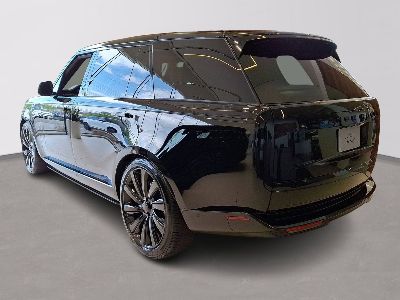 New 2026 Narvik Black Land Rover SV Black image 4