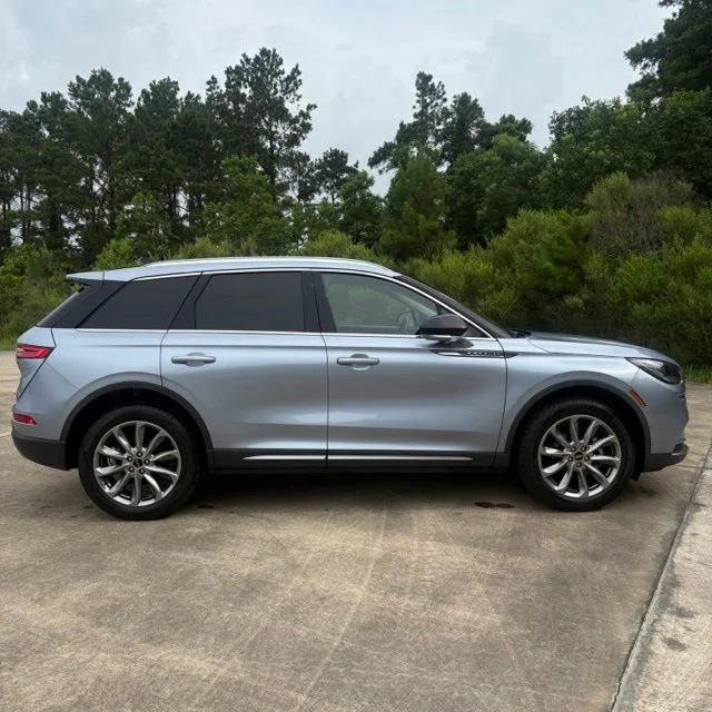 Used 2022 Blue Lincoln Standard image 7