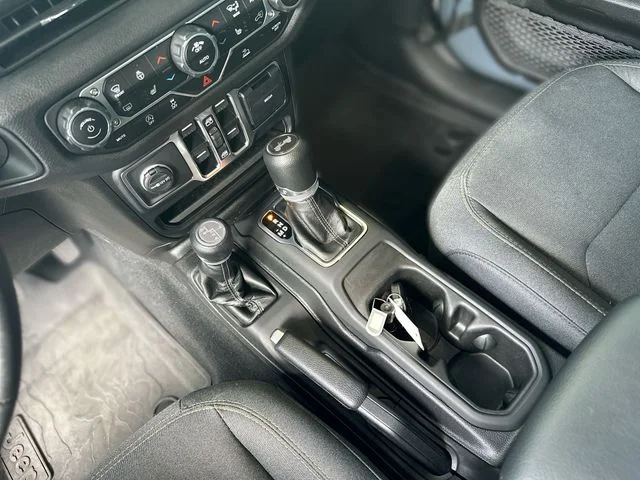 Used 2024 Gray Jeep Sport S image 21