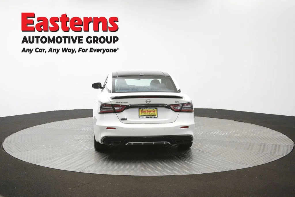 Used 2023 White Nissan SR image 41