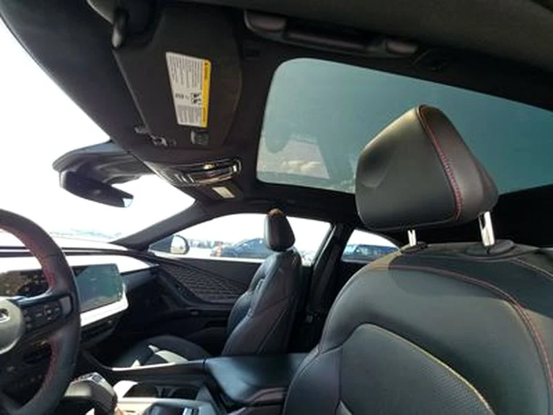 Used 2024 Black Dodge R/T image 19