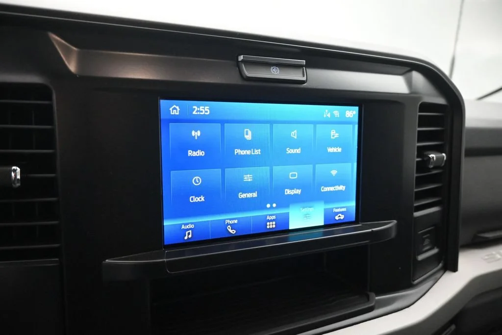 New 2026 Oxford White Ford XLT image 19