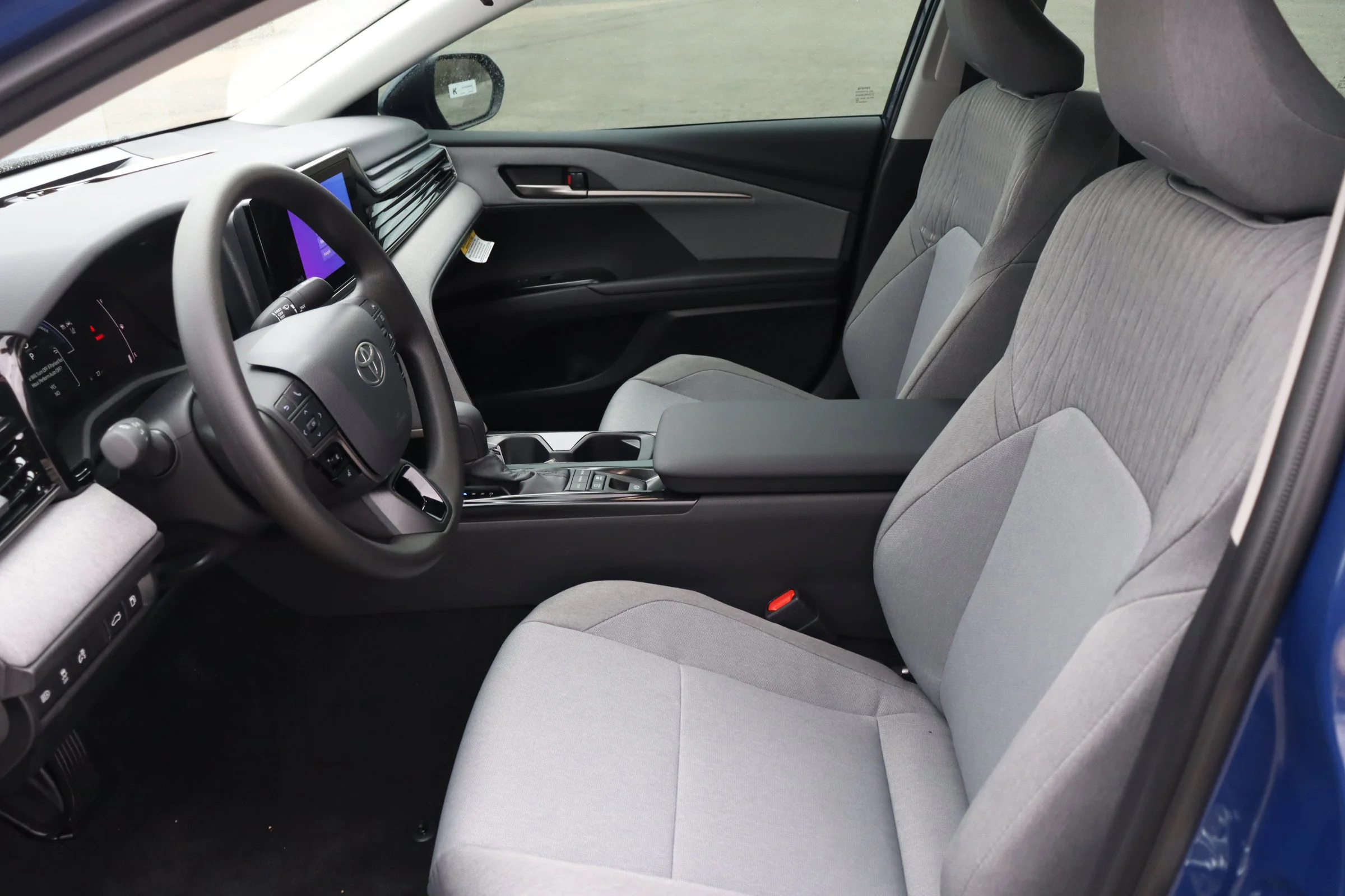 2026 Toyota Camry LE - Photo 17