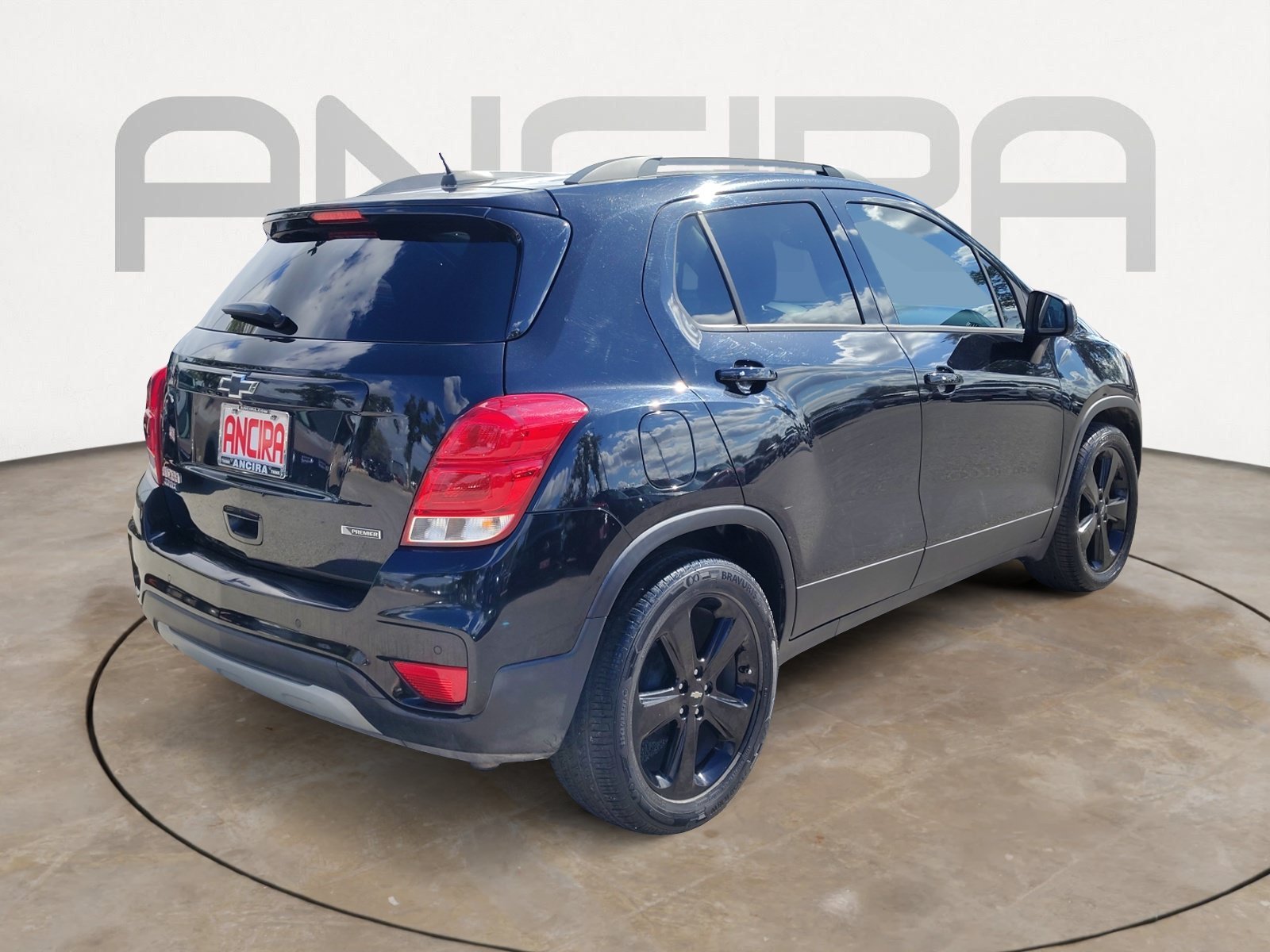 Used 2018 Mosaic Black Metallic Chevrolet Premier image 11