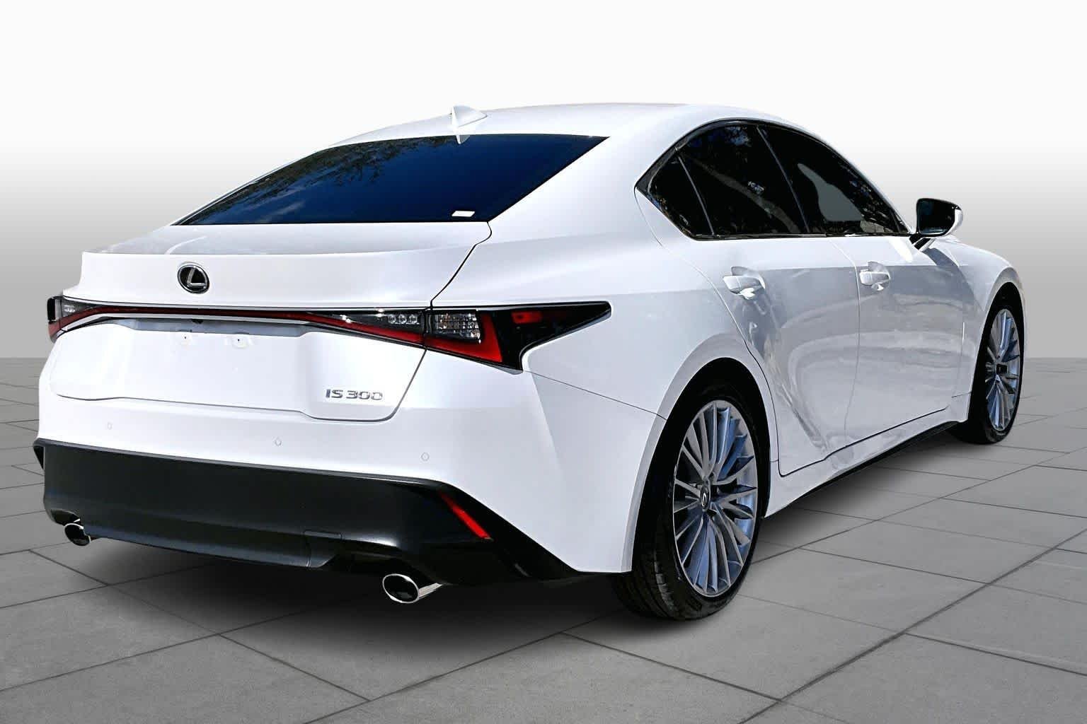 Used 2025 Eminent White Pearl Lexus  image 13