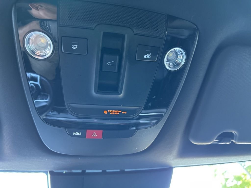 Used 2024 Green Kia X-Line image 20