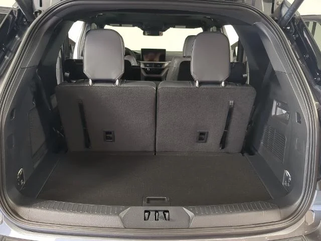 New 2026 Carbonized Gray Metallic Ford ST-Line image 18