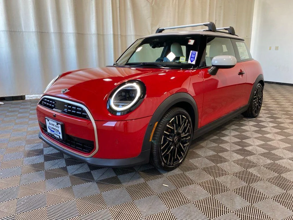 Used 2025 Chili Red MINI Iconic image 3